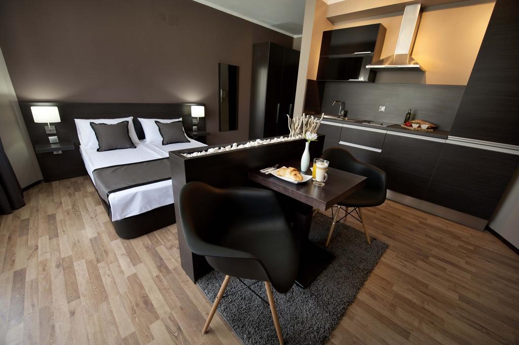 Soho Apartments Бітола Номер фото